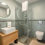 Invest Place 2 Be Apartman *